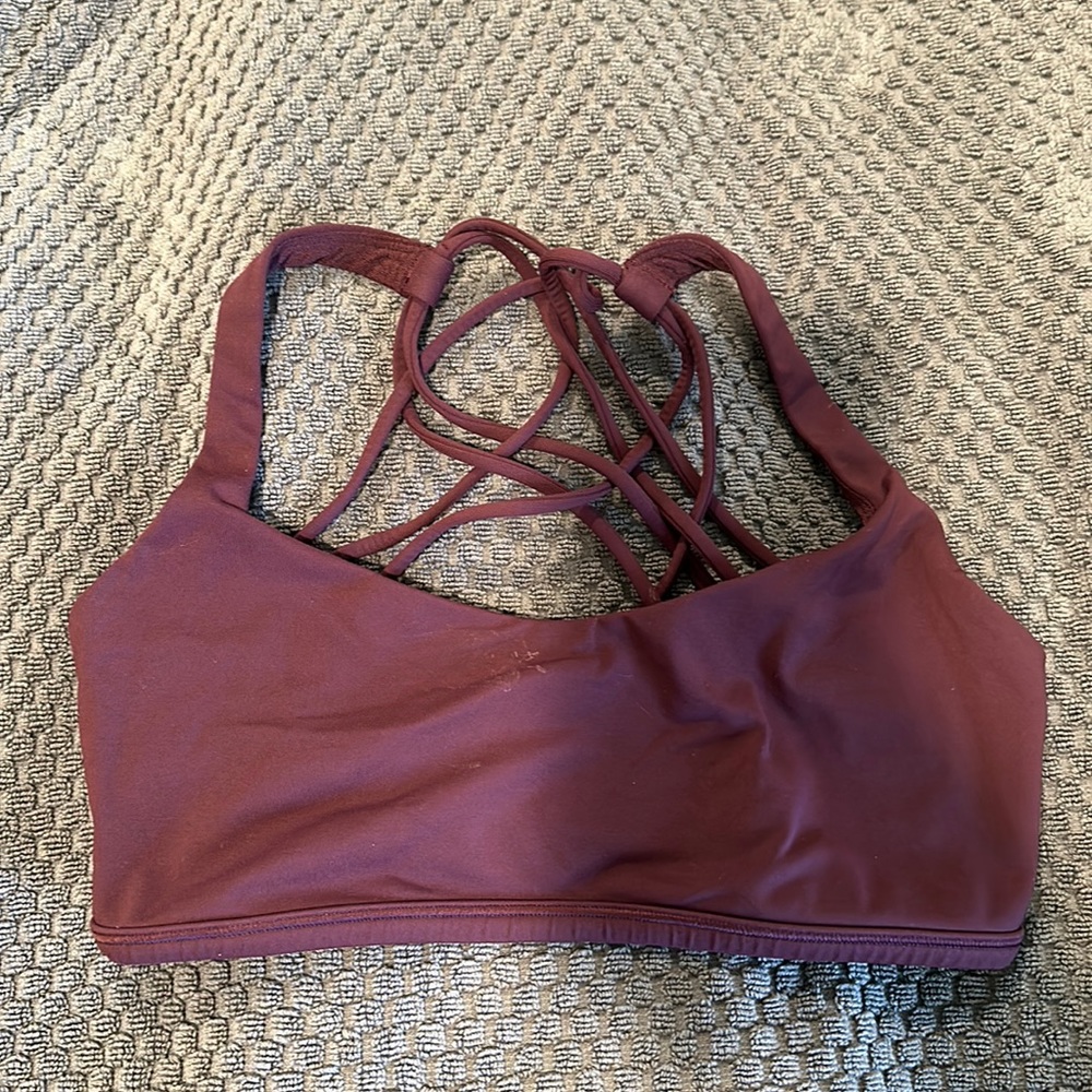 Lululemon free to be bra red size 6